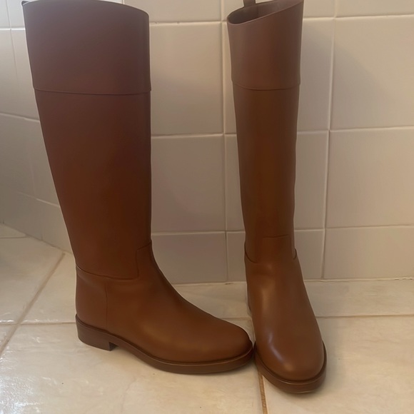 Michael Kors,36.5 (6 1/2), tall equestrian boot in Tobacco Excellent condition - Picture 2 of 3